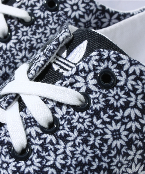 ゆんゆんママ アディダス オリジナルス シアーブルゾン 花柄 OT Yahoo!オークション - adidas アディダス 花柄 ジャージ 黒