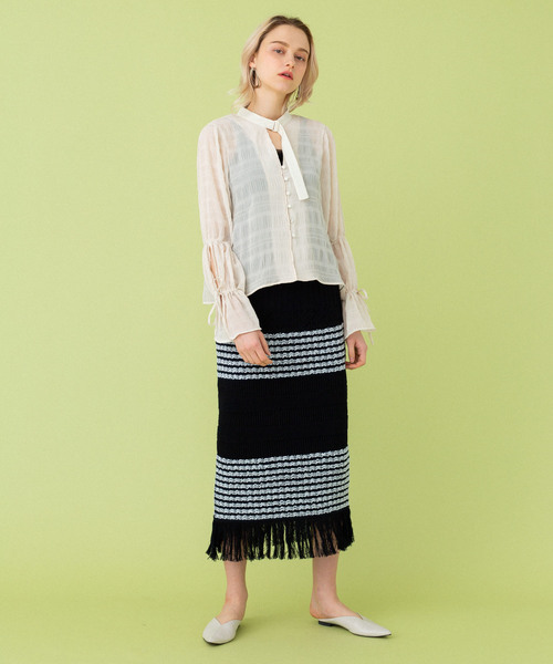 UNITED TOKYO（ユナイテッドトウキョウ）の「クロシェニットスカート（スカート・レディース・レッド/ブラック・1）」の13枚目の写真