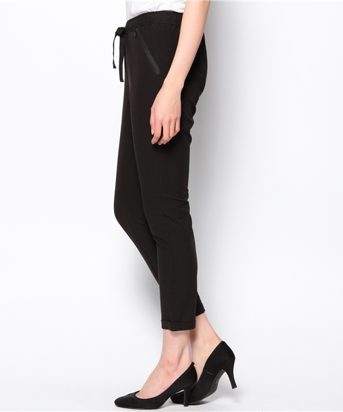 PLST（プラステ）の「レーヨン混裾カフスイージーパンツ（その他パンツ・レディース・ブラック/ブルー/オレンジ・0/2/4）」の9枚目の写真