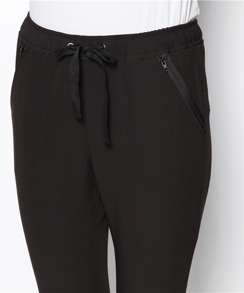 PLST（プラステ）の「レーヨン混裾カフスイージーパンツ（その他パンツ・レディース・ブラック/ブルー/オレンジ・0/2/4）」の4枚目の写真