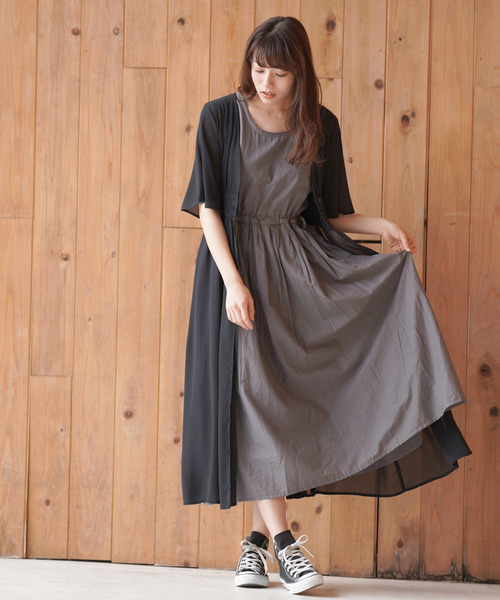 rps（アールピーエス）の「BACKプリーツ前開きワンピース（ワンピース・レディース・オフホワイト/ブラック/モカ・M）」の16枚目の写真