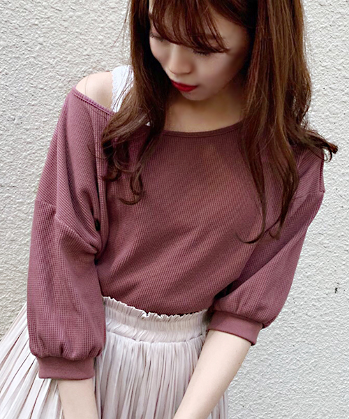 apres jour（アプレジュール）の「2WAYワッフル袖ボリュームトップス【ZOZOTOWN限定アイテム】（Tシャツ/カットソー・レディース・ブラック/ベージュ/オフホワイト/ブルー/ホワイト系その他/ピンク系その他/スモークピンク・フリー）」の7枚目の写真