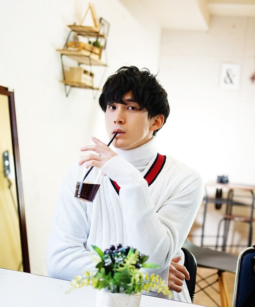 WESTSEA(ウエストシー)の「WEB限定 カシミヤタッチ タートルネックニットセーター(ニット/セーター・メンズ・ホワイト/ブラック/ベージュ/ネイビー/ワイン/チャコール/モカ/グレー/ブルー/カーキ・S/M/L/XL)」の19枚目の写真