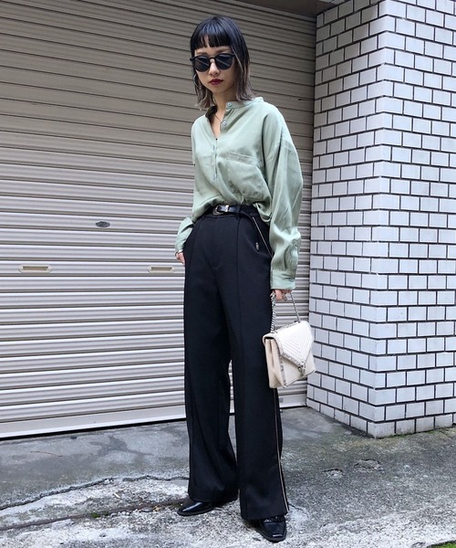 PAGEBOY（ページボーイ）の「バンドカラールーズシャツ（シャツ/ブラウス・レディース・ブラック/オフホワイト/ライトグリーン・FREE）」の20枚目の写真