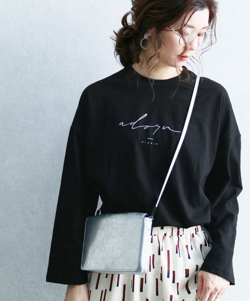 reca（レカ）の「ロゴTシャツ（Tシャツ/カットソー・レディース・オフホワイト/ブラック/ベージュ/カーキ・FREE）」の2枚目の写真