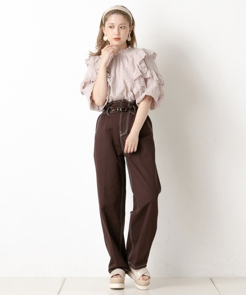 one after another NICE CLAUP(ワンアフターアナザーナイスクラップ)の「センタープレスデニムパンツ(デニムパンツ・レディース・ネイビー/ブラウン/アイボリー/ケミカルウォッシュ・SMALL/MEDIUM)」の16枚目の写真