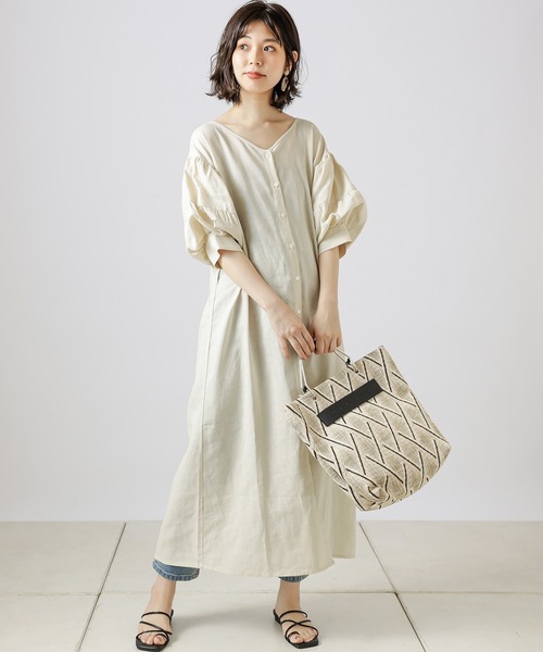 natural couture(ナチュラルクチュール)の「【WEB限定カラー有り】ラフィアバックル大人リネンワンピース(ワンピース・レディース・ブラック/ベージュ/オレンジ/アイボリー・FREE)」の21枚目の写真