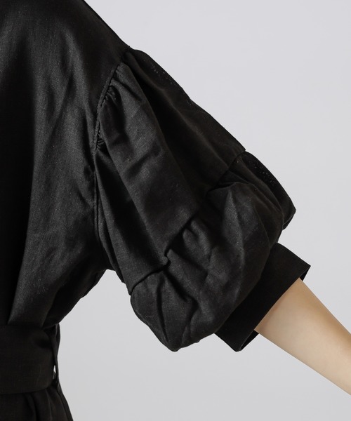 natural couture(ナチュラルクチュール)の「【WEB限定カラー有り】ラフィアバックル大人リネンワンピース(ワンピース・レディース・ブラック/ベージュ/オレンジ/アイボリー・FREE)」の20枚目の写真