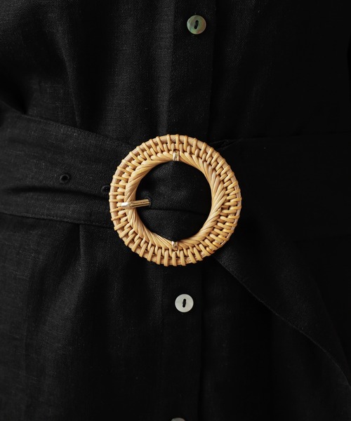 natural couture(ナチュラルクチュール)の「【WEB限定カラー有り】ラフィアバックル大人リネンワンピース(ワンピース・レディース・ブラック/ベージュ/オレンジ/アイボリー・FREE)」の17枚目の写真