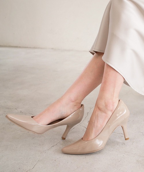 AmiAmi（アミアミ）の「8.5㎝ヒール美脚ポインテッドトゥパンプス（パンプス・レディース・ブラック/ライトグレー/シルバーグレー/シルバー/ブラック系その他/ブラック系その他2/ベージュ系その他/グレイッシュベージュ/ベージュ系その他2/ベージュ系その他3/ライトベージュ/ピンクベージュ/ブラック系その他3/グレイッシュブルー/キャメル/モスグリーン/パイソン/ベージュ系その他4/シルバー系その他/ベージュ/ベージュ系その他5・LL/L/S/SS/M/3S/4S）」の10枚目の写真