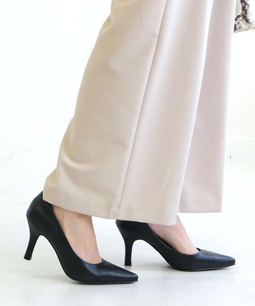 AmiAmi（アミアミ）の「8.5㎝ヒール美脚ポインテッドトゥパンプス（パンプス・レディース・ブラック/ライトグレー/シルバーグレー/シルバー/ブラック系その他/ブラック系その他2/ベージュ系その他/グレイッシュベージュ/ベージュ系その他2/ベージュ系その他3/ライトベージュ/ピンクベージュ/ブラック系その他3/グレイッシュブルー/キャメル/モスグリーン/パイソン/ベージュ系その他4/シルバー系その他/ベージュ/ベージュ系その他5・LL/L/S/SS/M/3S/4S）」の4枚目の写真