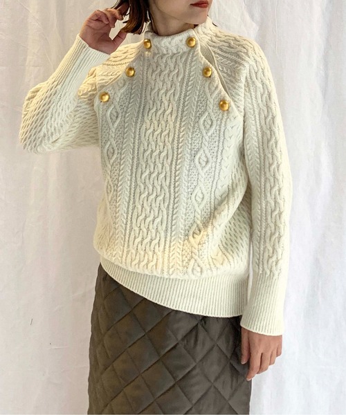 PICCIN（ピッチン）の「【日本製】アラン柄ボタン付きニット（ニット/セーター・レディース・ホワイト系その他/オフホワイト/ネイビー/ブルー系その他・M）」の2枚目の写真