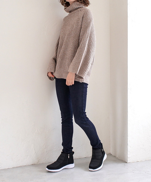 AmiAmi（アミアミ）の「あったかファー防寒ダウンブーツ/スノーブーツ（ブーツ・レディース・ブラック/グレー/グレイッシュベージュ・LL/L/M/S）」の6枚目の写真