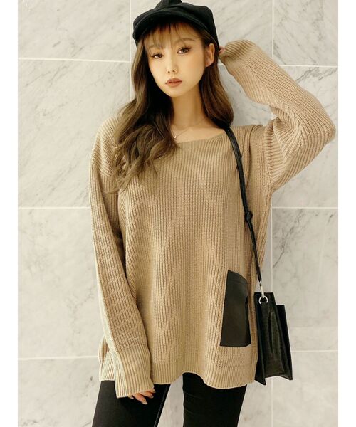 GYDA（ジェイダ）の「ECOレザーポケットニット TOPS（ニット/セーター・レディース・チャコールグレー/ベージュ/オフホワイト・FREE）」の8枚目の写真