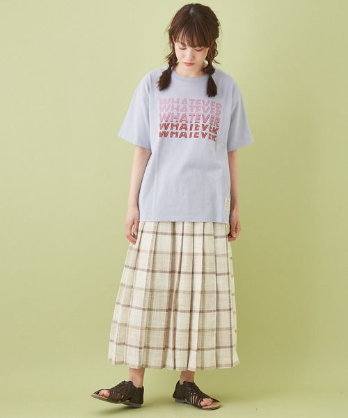 CUBE SUGAR（キューブシュガー）の「OE天竺 プリントＴシャツ（Tシャツ/カットソー・レディース・レッド/チャコールグレー/サックスブルー/マルチ/ホワイト・M）」の16枚目の写真