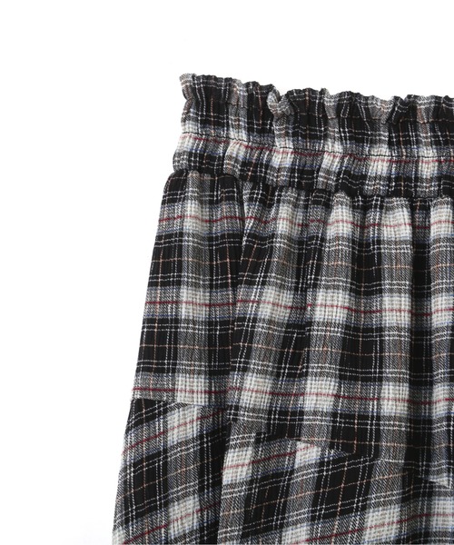 FREE'S MART（フリーズマート）の「【Sシリーズ対応】チェック柄楊柳イレヘムフレアスカート（スカート・レディース・ブラック系その他/ブラウン系その他・SMALL/MEDIUM）」の16枚目の写真