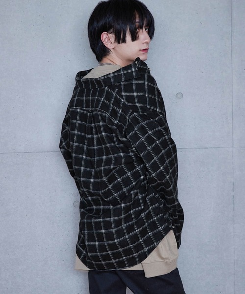 BASQUE magenta（バスクマゼンタ）の「オーバーサイズ フリースボンディング チェック柄 L/S ヘビーネルシャツ（シャツ/ブラウス・メンズ・ブラック/ベージュ/ネイビー/ブラウン/グレー・M/L）」の11枚目の写真