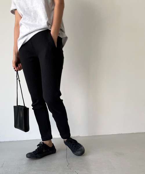 CANAL JEAN（キャナルジーン）の「RED CHOP WORKS(レッドチョップワークス) ソフトリブジョガーパンツ（その他パンツ・レディース・ホワイト/ブラック/ヘザーグレー・38/36）」の2枚目の写真