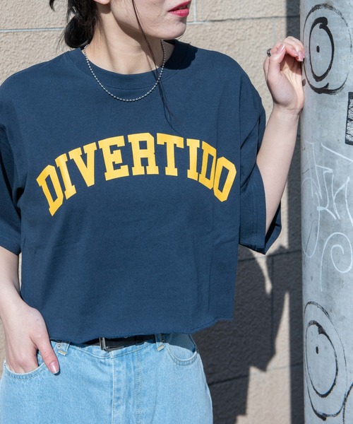 WEGO（ウィゴー）の「WEGO/グラフィックショートT（Tシャツ/カットソー・レディース・ホワイト/オフホワイト/サックスブルー/その他1/アニマル/スミクロ/ダークグリーン/その他6/イエロー/その他2/その他4/その他3/ホワイト系その他/マルチ/グリーン/オートミール/その他9/その他7/ネイビー/ブラック/その他8/その他5/ベージュ系その他5/その他10・FREE）」の11枚目の写真