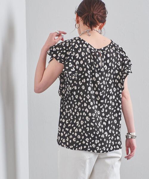 UNITED ARROWS（ユナイテッドアローズ）の「UWFM レオパードプリント ラッフルスリーブ ブラウス◆（シャツ/ブラウス・レディース・ブラック/ベージュ・38/36）」の5枚目の写真