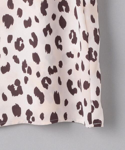 UNITED ARROWS（ユナイテッドアローズ）の「UWFM レオパードプリント ラッフルスリーブ ブラウス◆（シャツ/ブラウス・レディース・ブラック/ベージュ・38/36）」の17枚目の写真