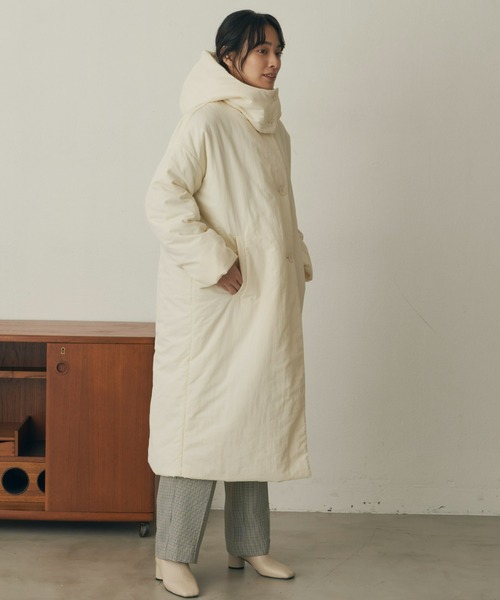 Auntie Rosa Holiday（アンティローザホリデー）の「2WAY中綿オーバーフーディコート（撥水加工/ウォッシャブル）（その他アウター・レディース・ホワイト/ブラック/グレイッシュベージュ・FREE）」の4枚目の写真