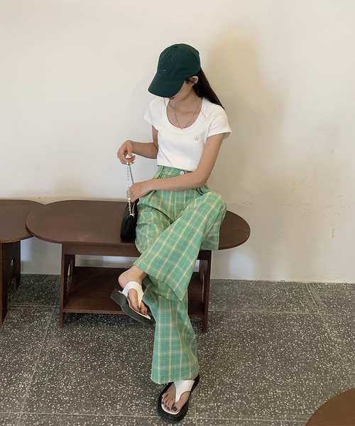 me+em select(ミームセレクト)の「ホックタックセミワイドチェックパンツ【数量限定販売】(スラックス・レディース・グレー/オレンジ/グリーン/パープル/キャメル・MEDIUM/LARGE)」の17枚目の写真