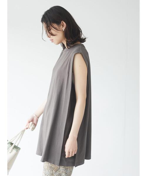 Sugar spoon（シュガースプーン）の「・SUGAR SPOON ボックスノースリチュニック＊（Tシャツ/カットソー・レディース・チャコールグレー/ブルー/アイボリー/モカ・FREE）」の13枚目の写真