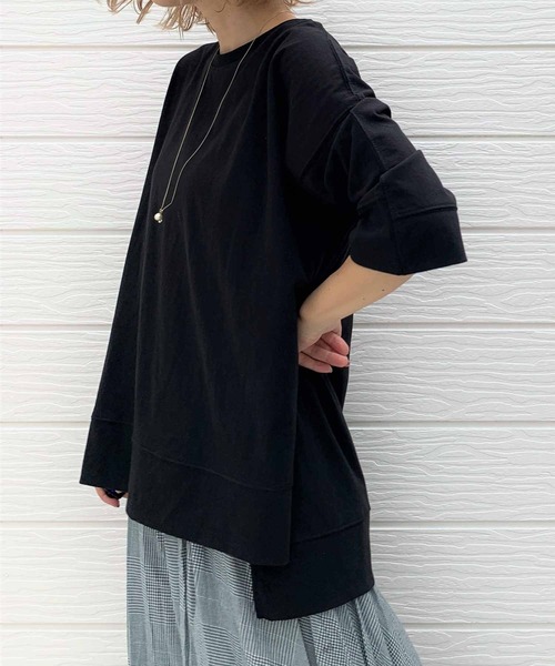 Q(キュー)の「ドロップスクエアT(Tシャツ/カットソー・レディース・ライトブルー/ブラック/マスタード・MEDIUM)」の2枚目の写真