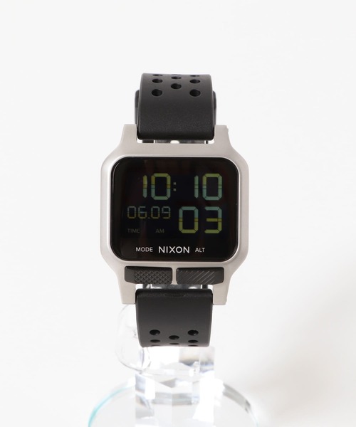 NIXON（ニクソン）の「NIXON Heat（デジタル腕時計）」 - WEAR
