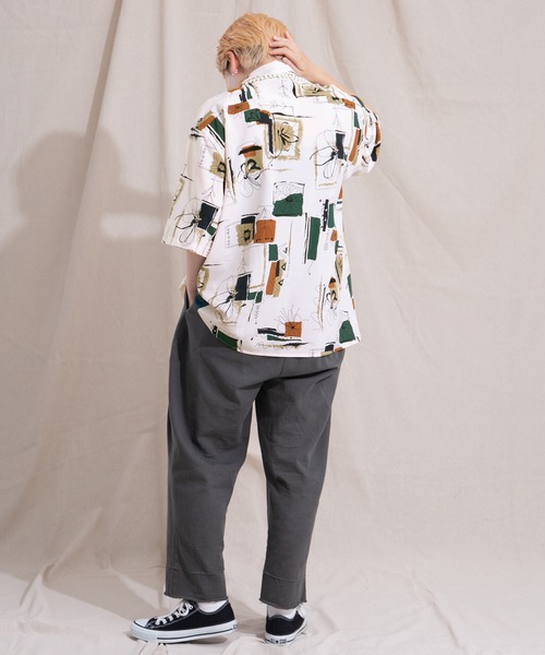 kutir（クティール）の「レギュラー半袖柄シャツ（シャツ/ブラウス・レディース・ブラック/ネイビー/オフホワイト/グリーン/その他・FREE）」の18枚目の写真