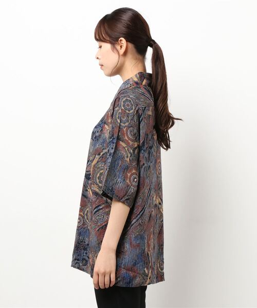 kutir（クティール）の「レギュラー半袖柄シャツ（シャツ/ブラウス・レディース・ブラック/ネイビー/オフホワイト/グリーン/その他・FREE）」の13枚目の写真