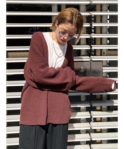 Ungrid（アングリッド）の「デザインＶネックニット（ニット/セーター・レディース・ブラック/オフホワイト/ブラウン・FREE）」の12枚目の写真