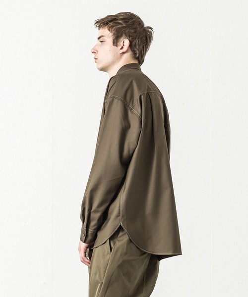 SLICK（スリック）の「T/Rツイルドロップショルダーステッチワークシャツ（シャツ/ブラウス・メンズ・ブラック/カーキ/チャコールグレー/アイボリー・2/1/3）」の11枚目の写真