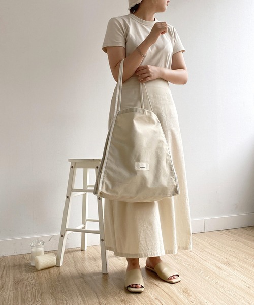 mimi toujours（ミミトゥジュール）の「トートバッグ パイピング サイドリボン omom×mimi toujours（トートバッグ・レディース・ホワイト/ベージュ・F）」の15枚目の写真