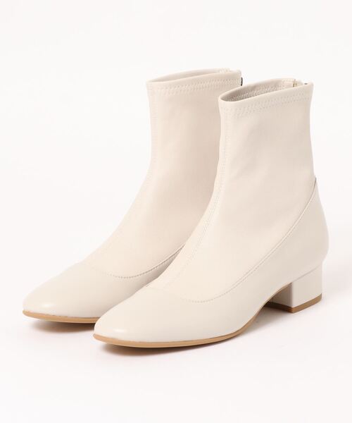 agnes b.(アニエスベー)の「ストレッチショートブーツ(ブーツ・レディース・ブラック/アイボリー・23.5cm/24.5cm/23.0cm/24.0cm/22.5cm)」の1枚目の写真