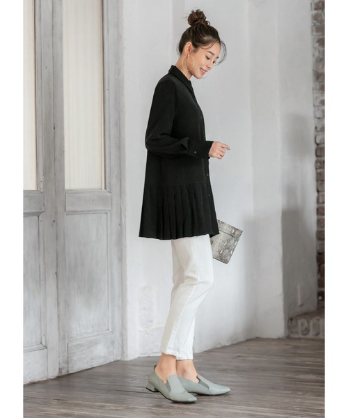 STYLE DELI(スタイルデリ)の「ジョーゼット裾プリーツシャツ(シャツ/ブラウス・レディース・ホワイト/ブラック・FREE)」の7枚目の写真