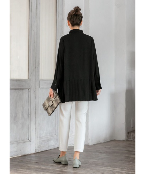 STYLE DELI(スタイルデリ)の「ジョーゼット裾プリーツシャツ(シャツ/ブラウス・レディース・ホワイト/ブラック・FREE)」の16枚目の写真