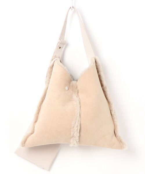 LAZY SUSAN（レイジースーザン）の「バッグ　story. /ストーリー　リバーシブルムートン（ショルダーバッグ・レディース・アイボリー/グレー・FREE）」の17枚目の写真