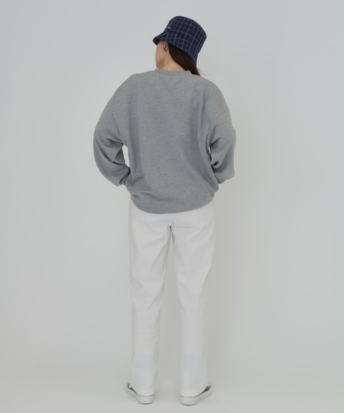 TINA：JOJUN（ティーナジョジュン）の「ユニセックス裏毛 プルオーバー TINA：JOJUN（スウェット・レディース・グレー/アイボリー/チャコール・M）」の19枚目の写真