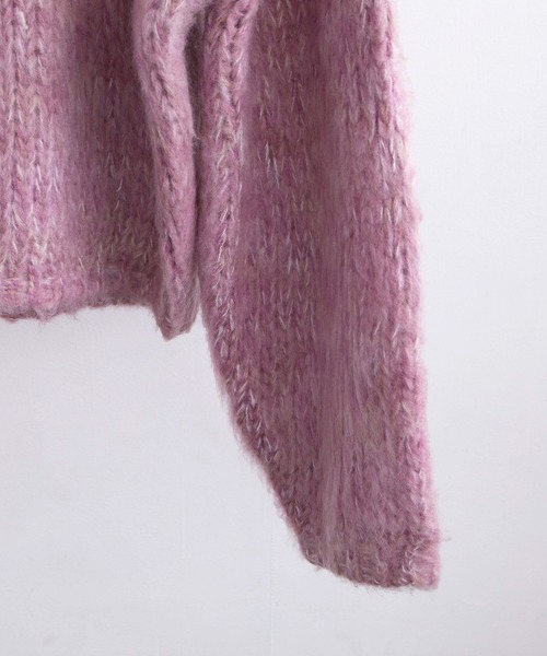 EFOLE（エフォル）の「モヘアライク ボリュームスリーブ クロップドニット（ニット/セーター・レディース・オフホワイト/ラベンダー/キャメル・FREE）」の6枚目の写真