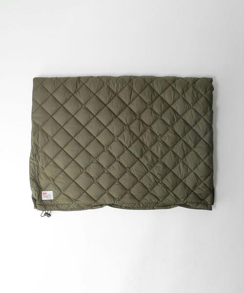 Traditional Weatherwear トラディショナル ウェザーウェア Multi Blanket Down ケープ