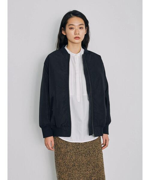 GARAGE OF GOOD CLOTHING(ガレージオブグッドクロージング)の「FLD メモリーウェザーMA-1**(その他アウター・レディース・ブラック/ダークカーキ・FREE)」の4枚目の写真