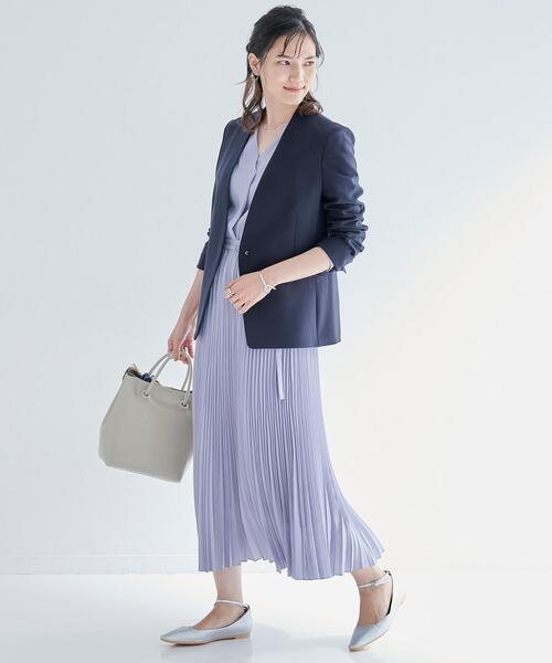 green label relaxing(グリーンレーベルリラクシング)の「スクエア2WAY フラットシューズ -撥水-(その他シューズ・レディース・ブラック/レッド/シルバー・22.5cm/23cm/23.5cm/24cm/24.5cm)」の4枚目の写真