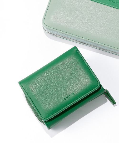 LEPSIM（レプシィム）の「【HAPPYカラーNEWYEAR】ミニ財布　259888（財布・レディース・ゴールド/オレンジ/グリーン・ONE SIZE）」の2枚目の写真