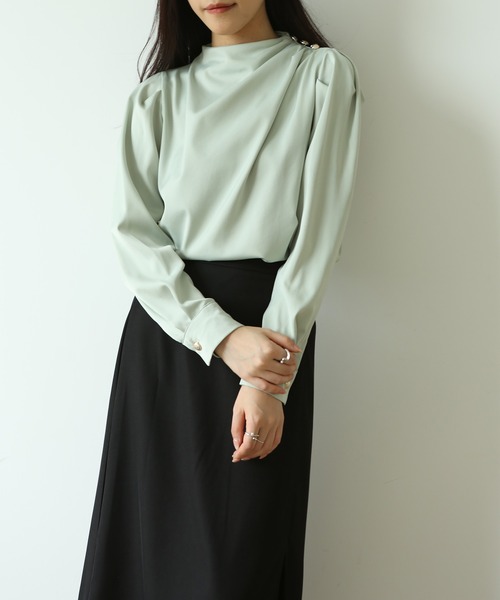 MAISON DE THERESE(メゾン ド テレーズ)の「バックジップ ギャザーショルダー シャツブラウス(シャツ/ブラウス・レディース・ホワイト/ベージュ/ライトピンク/ライトグリーン/ブルー・MEDIUM)」の4枚目の写真