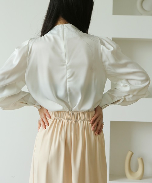 MAISON DE THERESE(メゾン ド テレーズ)の「バックジップ ギャザーショルダー シャツブラウス(シャツ/ブラウス・レディース・ホワイト/ベージュ/ライトピンク/ライトグリーン/ブルー・MEDIUM)」の19枚目の写真