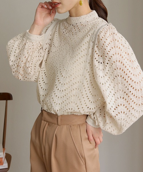 HER CLOSET(ハークローゼット)の「【shemoshelly】カットレースボリュームスリーブブラウス(シャツ/ブラウス・レディース・ブラック/オフホワイト/モカ/グレイッシュベージュ・M)」の20枚目の写真
