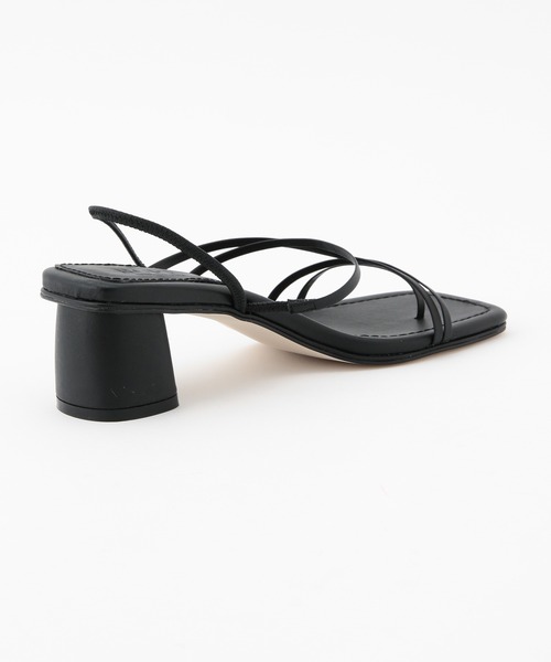 ROPE'（ロペ）の「アシンメトリーストラップサンダル（サンダル・レディース・ブラック/オフホワイト/ベージュ系その他・36/36.5/37/37.5）」の6枚目の写真