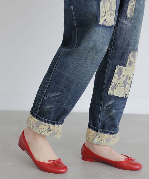 somari imagination(ソマリ イマジネーション)の「『レースサルエルデニムパンツ』(デニムパンツ・レディース・ネイビー・1/2)」の12枚目の写真